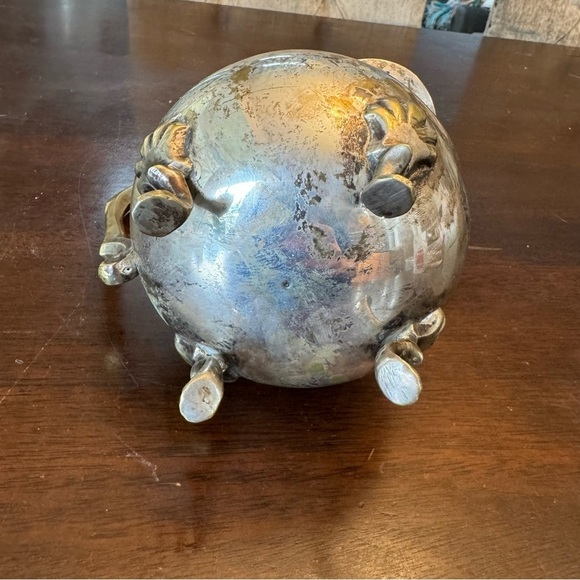 Vintage International Silver Co.Silverplated Pitcher Hand Made in India - Picture 10 of 16